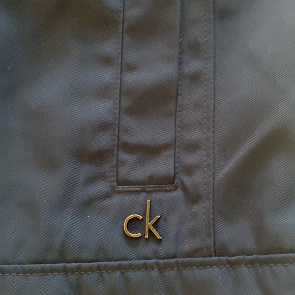 VINTAGE Calvin Klein Rain / Windbreaker Jacket with hood - EXCELLENT CONDITION - Picture 4 of 11